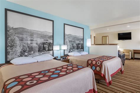 wyndham hotels in danville va.